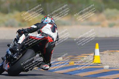 media/Sep-25-2023-Moto Forza (Mon) [[81ffa65e0a]]/B-C Group/Session 4 (Turn 2 Backside)/